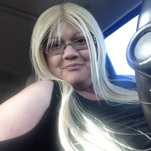 Meet your Posher, Sandee